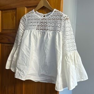 Endless rose blouse with crochet detailing